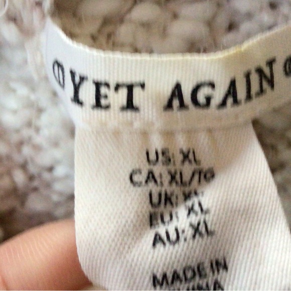 YET AGAIN Hooded Popcorn Knit white/tan Sweater Cropped w/Pompom Ties, XL - Picture 5 of 6